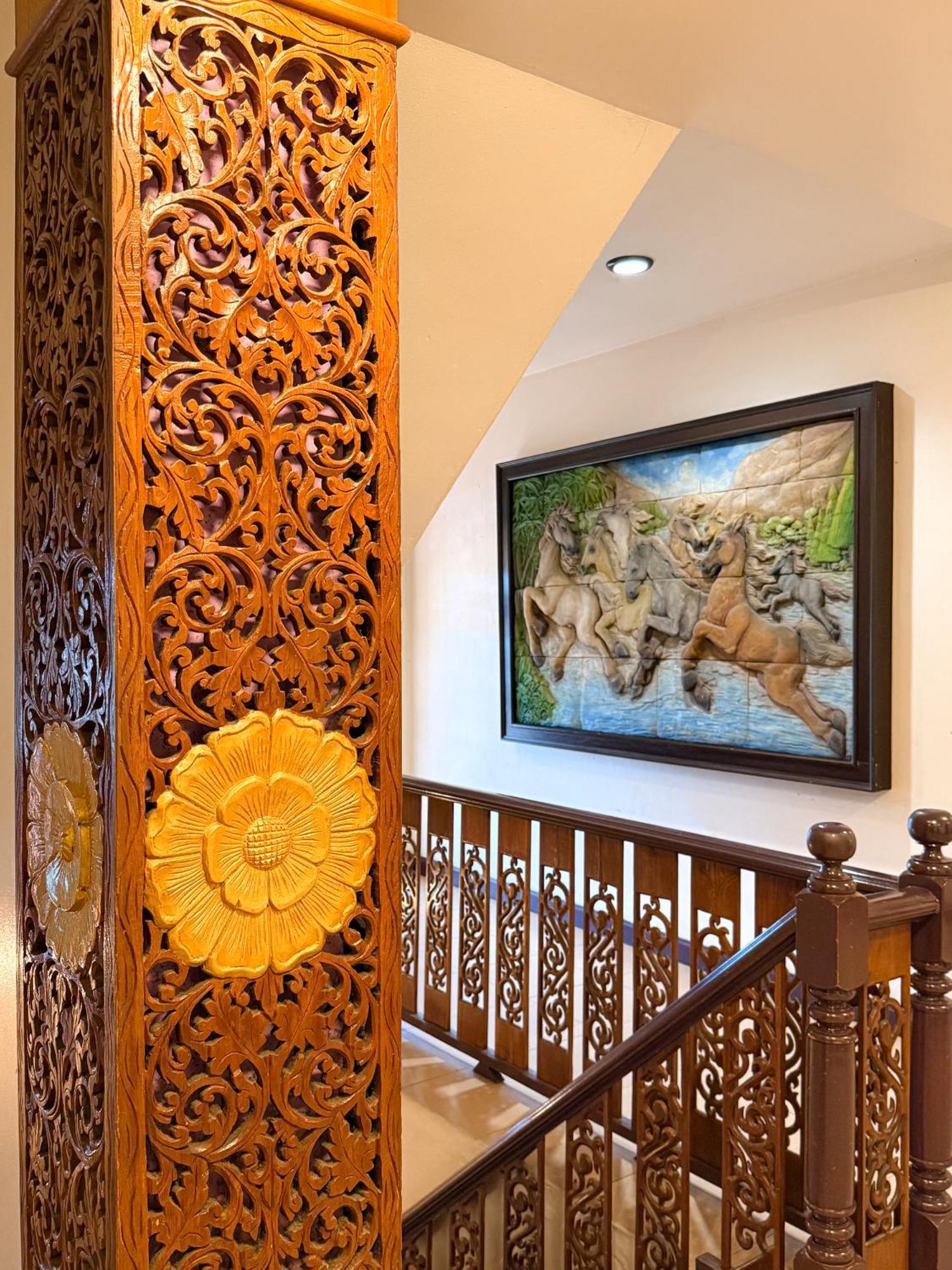 Hotel Ban Ao Thong Trang Exterior foto
